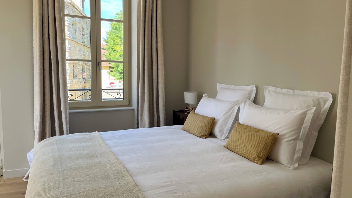 Savigny-les-Beaune Apartment | Comfortable apartment, wine-growing village, opposite the château, near Beaune