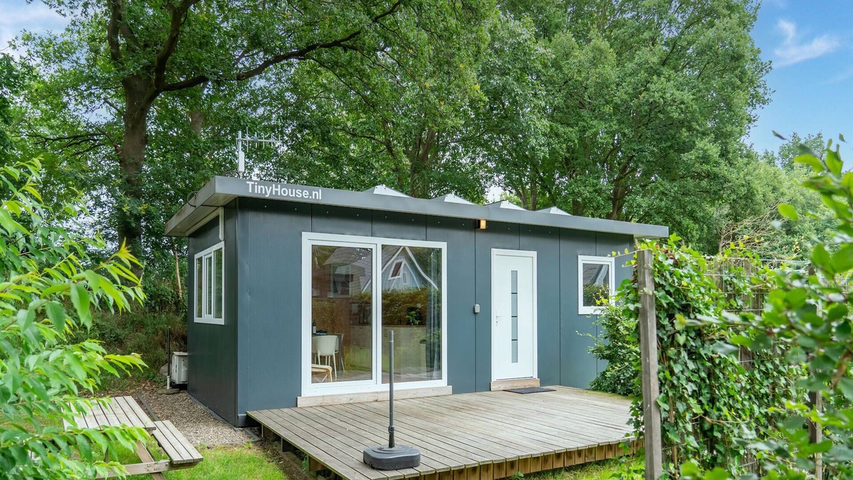 Linde House | Comfortable holiday home in Den Ham with garden