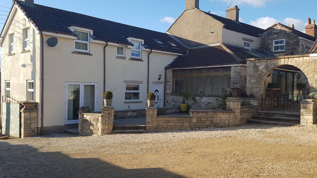 High Littleton House | Comfortable & Homely
