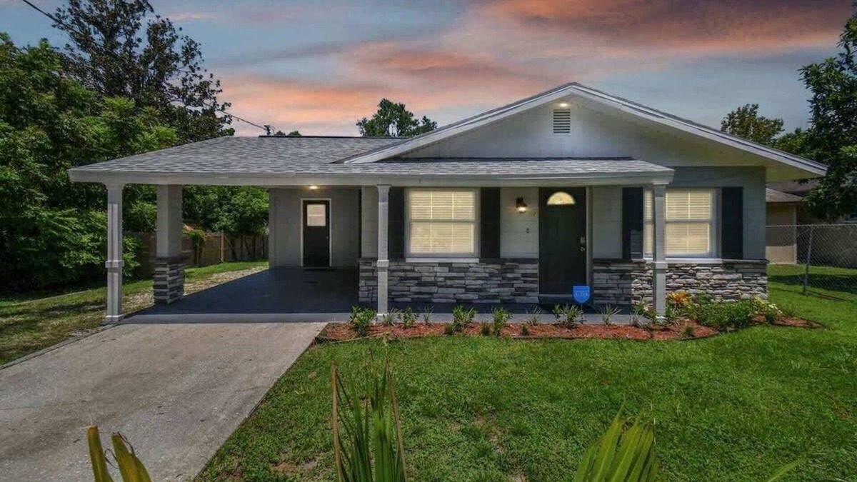Dade City House | Comfortable Home in Dade City!
