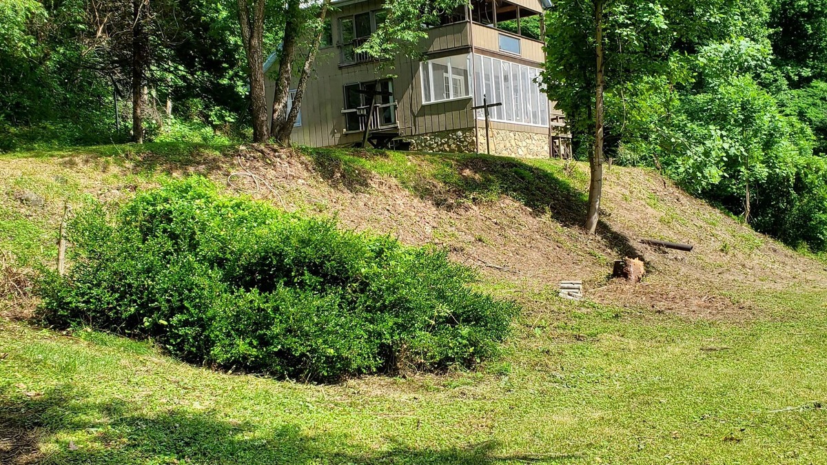 Syria House | Comfortable House Close To White Oak Canyon & Old Rag Trails