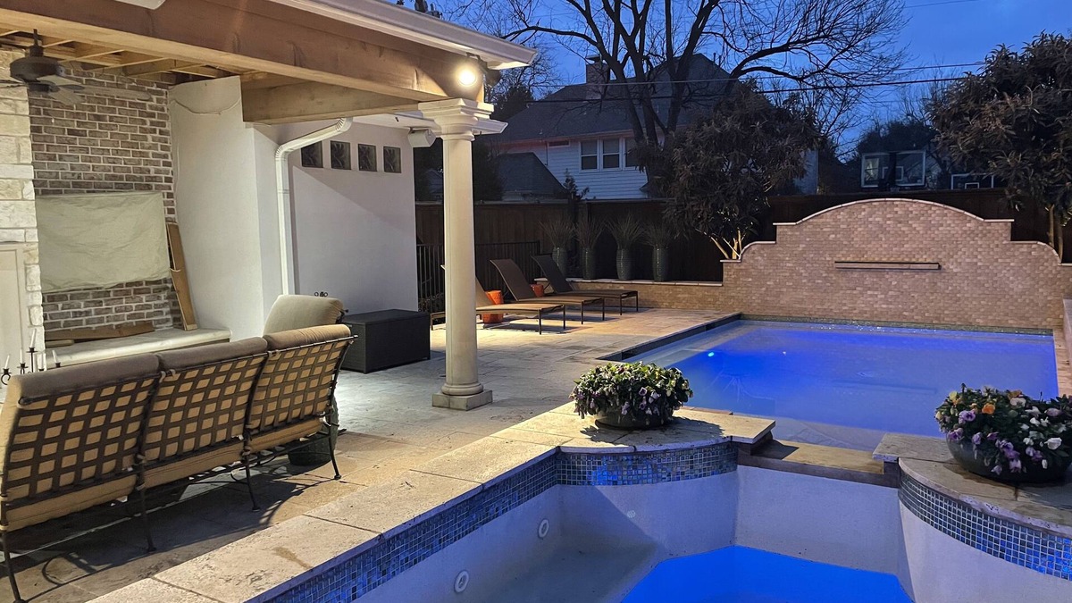 Park Cities House | Comfortable house with en-suite bathrooms, fast internet and great outdoor space