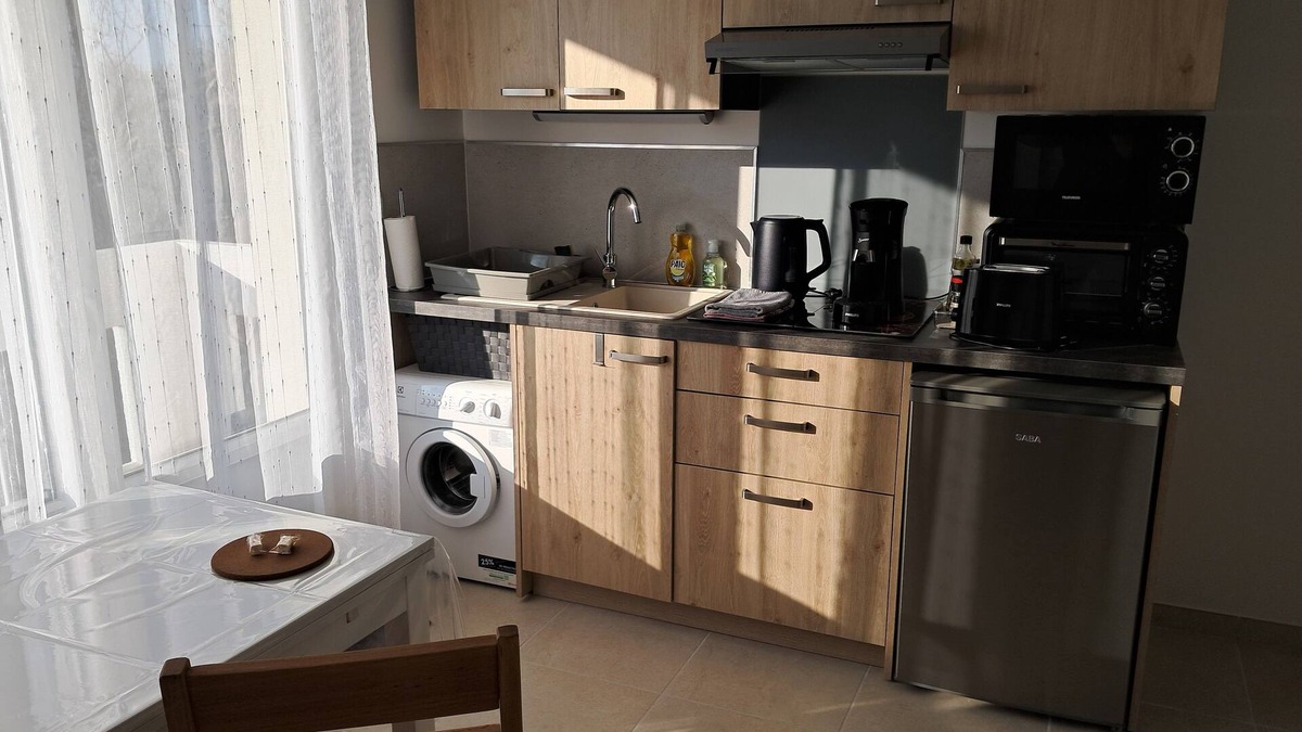 Montelimar Apartment | Comfortable new 2-room apartment by the river .