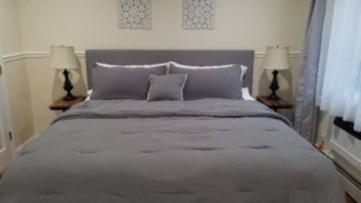Queens Apartment | Comfortable Quality Cribs Luxury Apartments