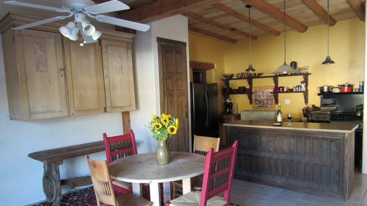 Canoncito Apartment | Comfortable Santa Fe Retreat