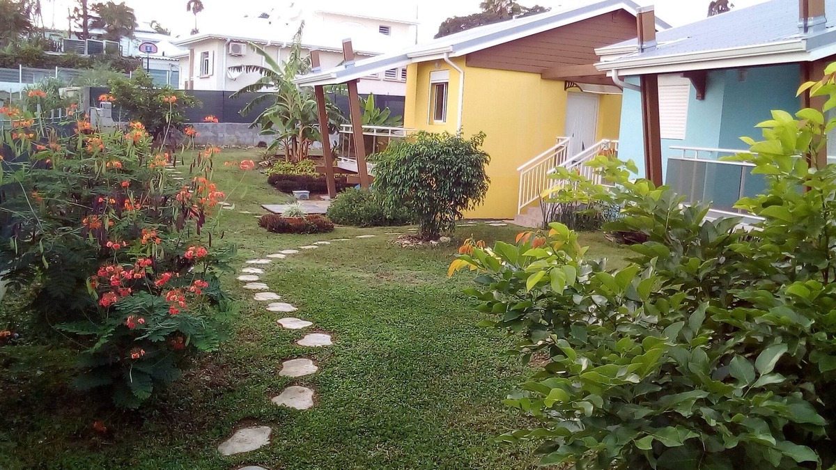 Sainte-Anne Cottage | Comfortable single-family house, with sea view.
