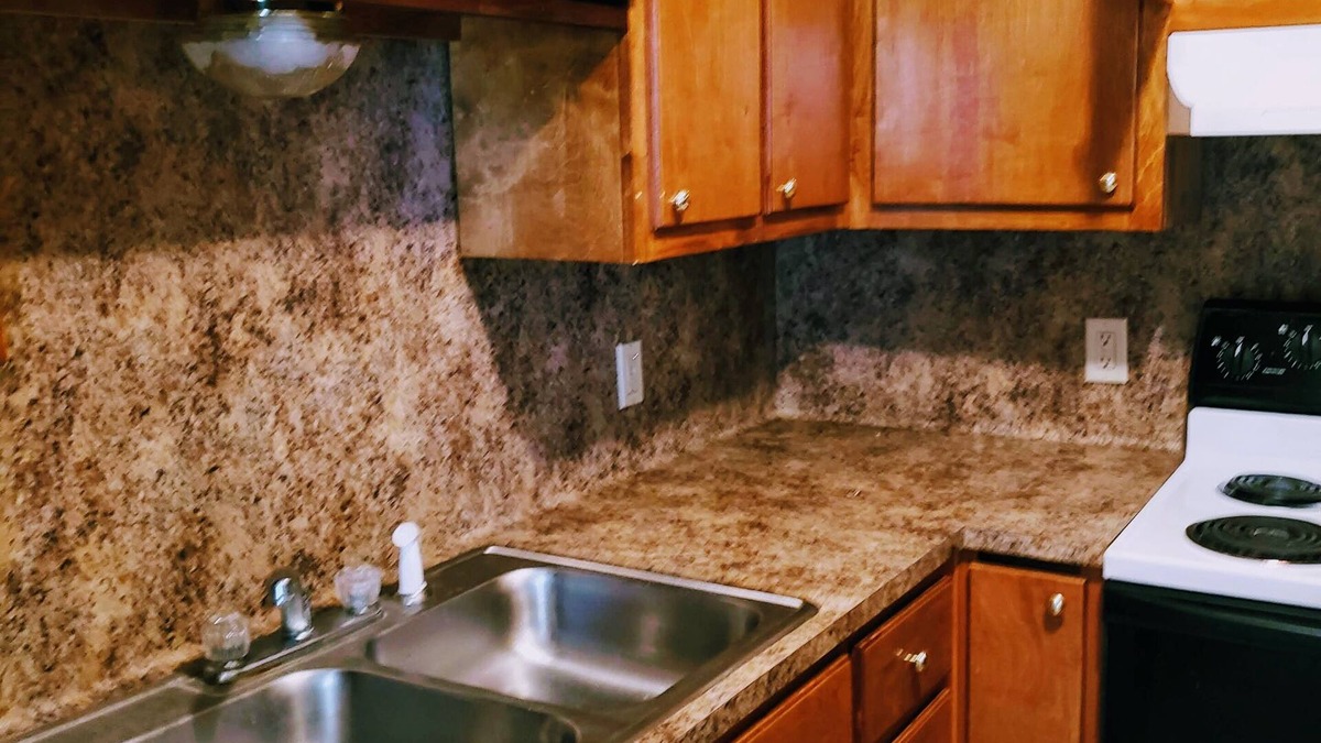 Highlands - Perkins Apartment | Comfy 1 bedroom near LSU College. Pet friendly!