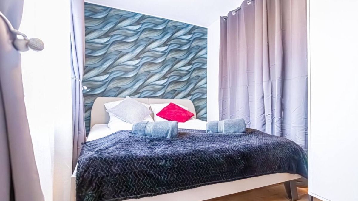Vienna Apartment | Comfy 1BR+1LR Apt Stylish Design Near Donaustadt