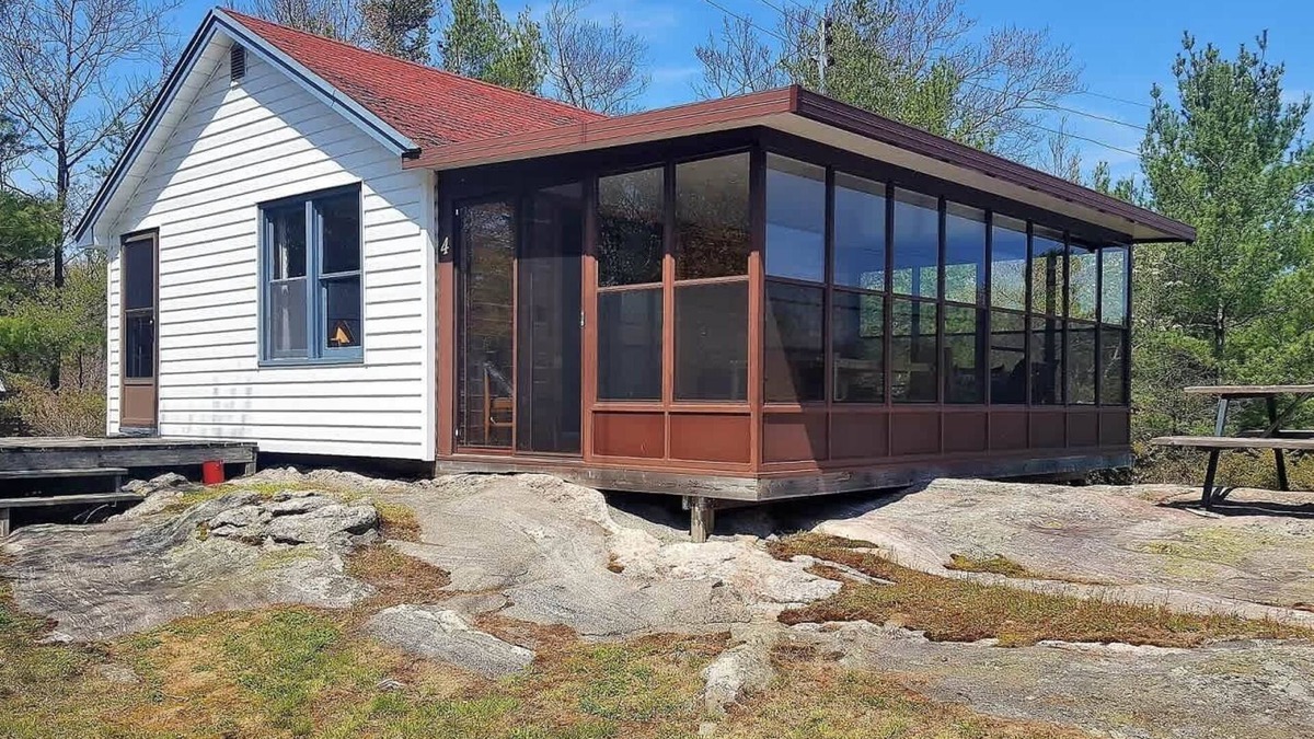 Carling Cabin | Comfy Cottage in Georgian Bay - Rockwood #4