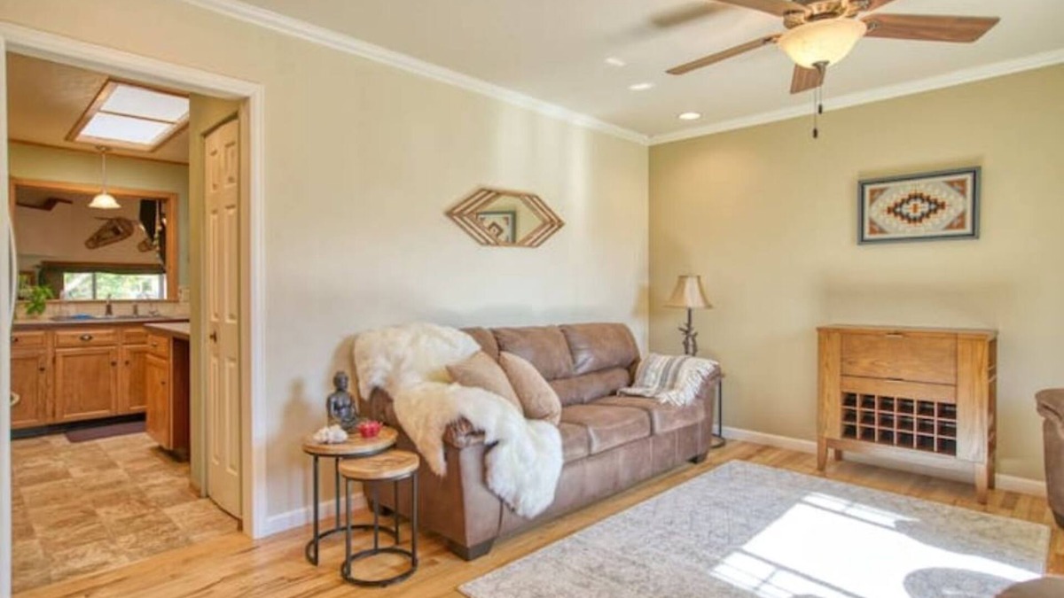 Longmont House | Comfy, Cozy Cabin Feel 3BD/2BA - Colorado Getaway