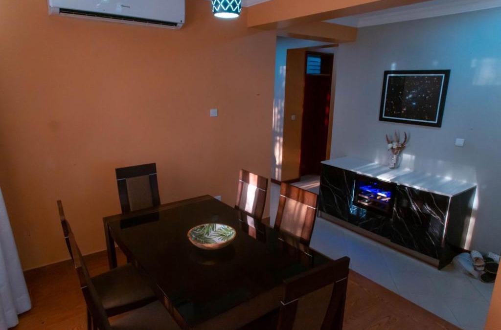Dar es Salaam House | Comfy home by the beach