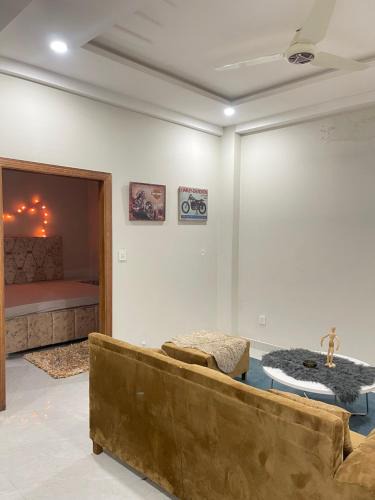 Fatehjang Apartment | Comfy hushed space 1 wud love