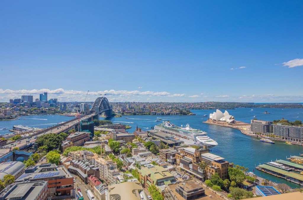 The Rocks Apartment | Comfy One Bedroom Apartment In Heart of The Rocks