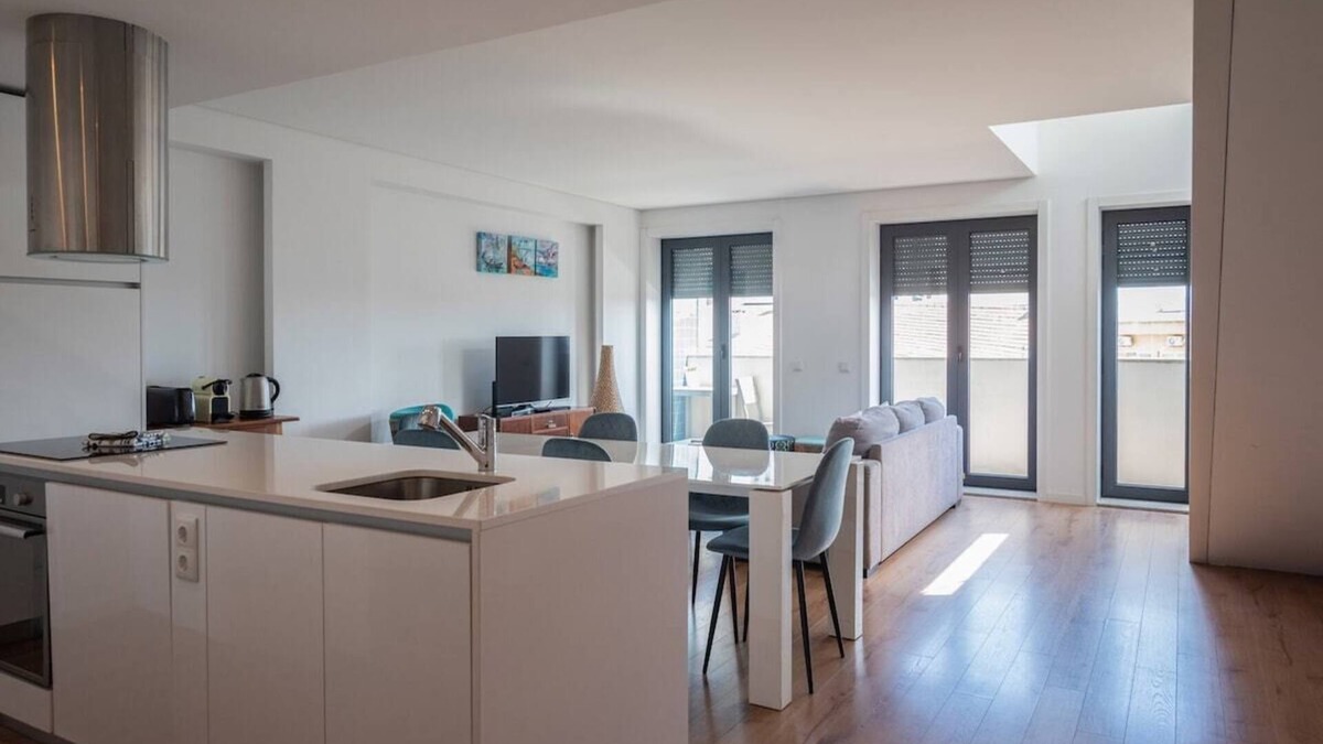 Bonfim Apartment | COMFY PORTO - Charming flat with terrace located in Porto centre