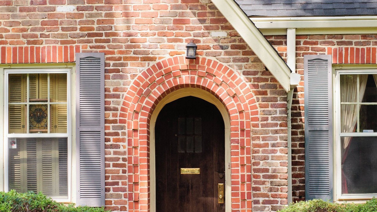 Montgomery House | Comfy Retreat | Close to Riverwalk Stadium