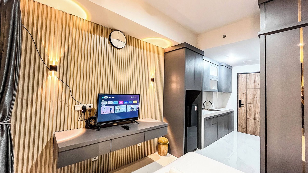 Makassar Apartment | Comfy Studio Apartment At Delft Ciputra Makassar
