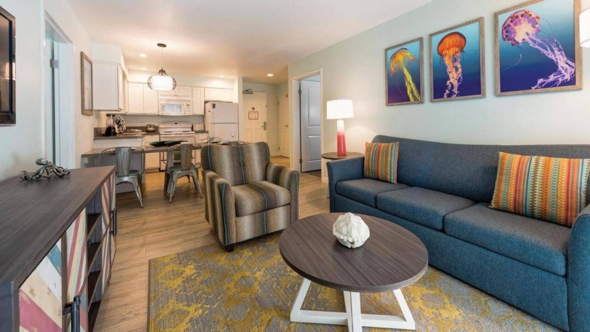 Mission Valley Resort | Comic-Con special resort lodging, sleeps four with full kitchen.