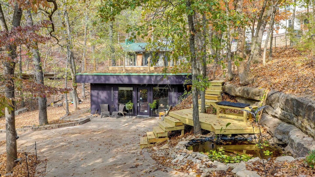 Lost Bridge Village Apartment | Community Perks: Cozy Hideaway Near Beaver Lake