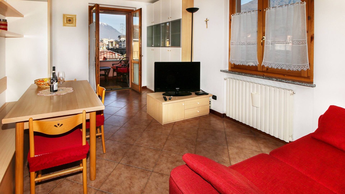 Colico Piano House | Como Lake Superior Apartment central location ideal for relax vacations