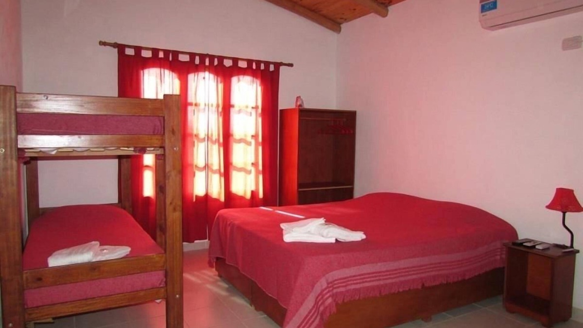 Cuadro Nacional Cabin | Comoda cabaña en San Rafael, con piscina