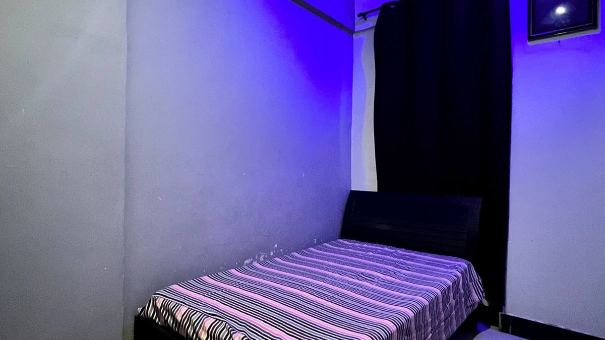 D.H.A. Bed & Breakfast | Compact, Clean, Affordable
