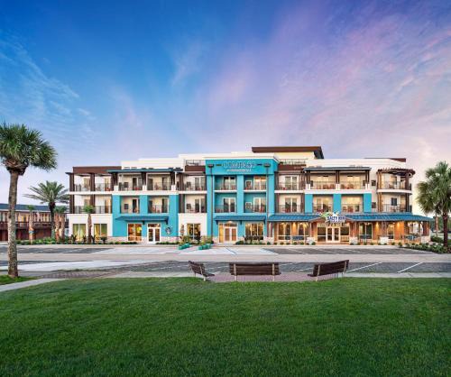 Flagler Beach Hotel | Compass by Margaritaville Flagler Beach