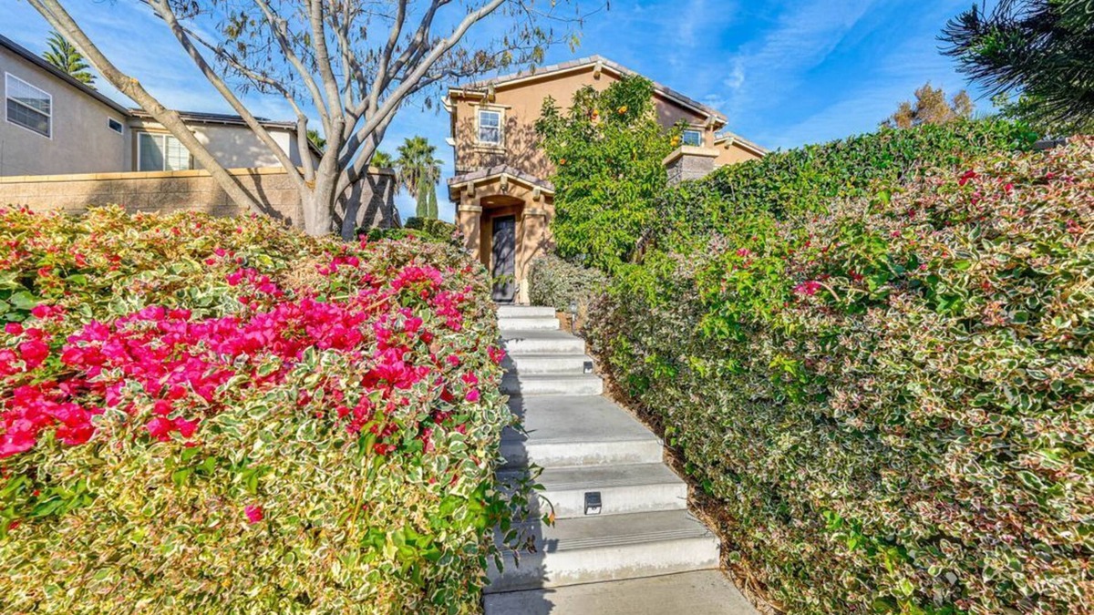 Otay Ranch House | Compassion home at your convenience.