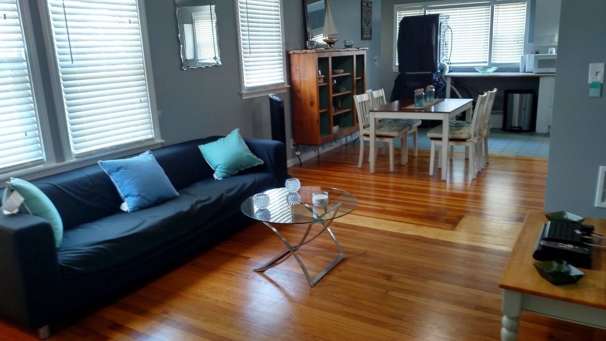 Hyannis House | Completed Renovated Cape Cod Home, Minutes Walk To Three Beaches And Hyannis Ctr