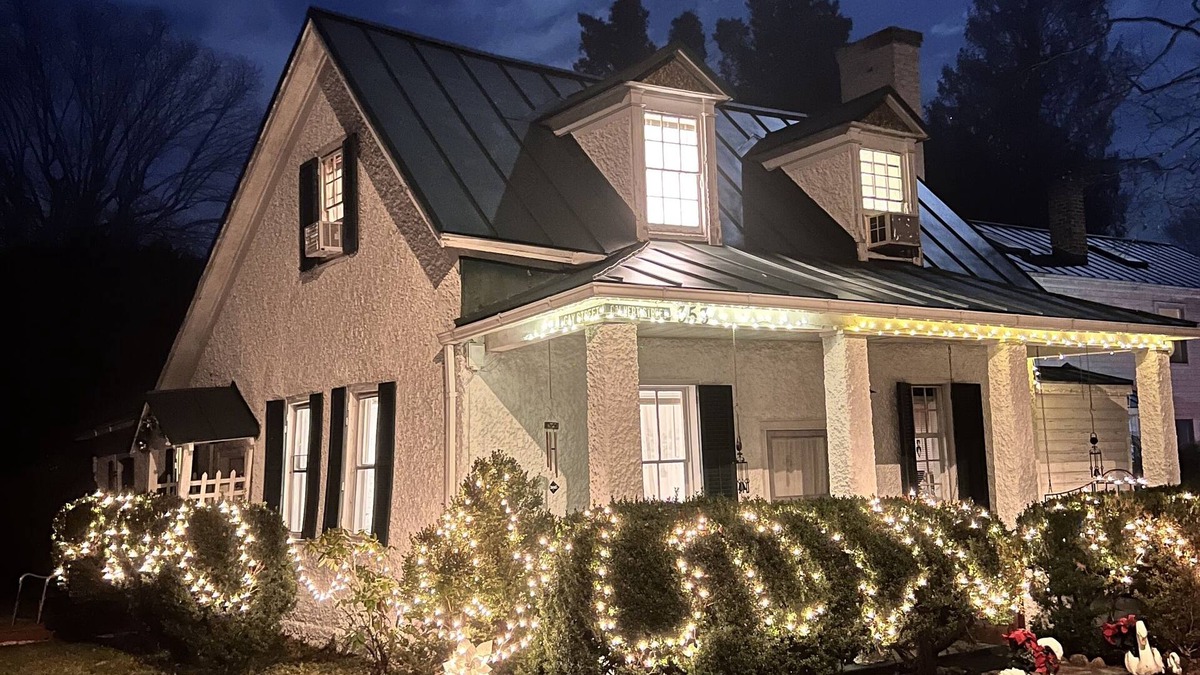 Washington House | Completely Private Suite in Historic Colonial House right beside from The Inn!