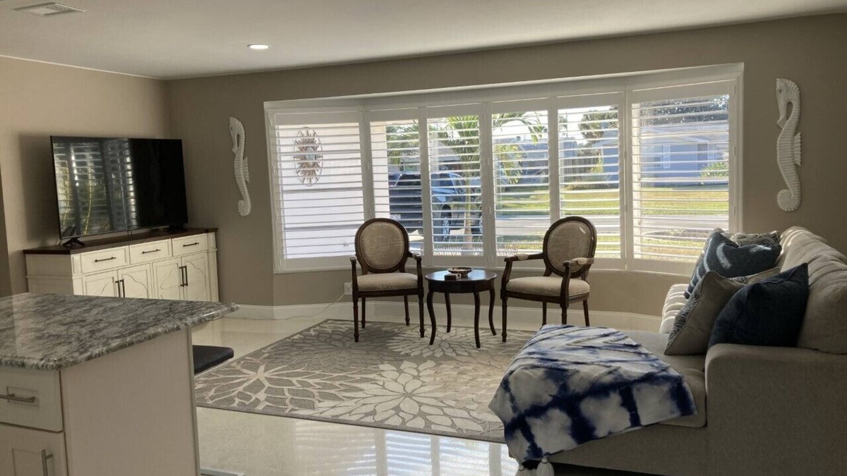 Venice Gardens House | Completely remodeled 3bdrm/2.5bath heated pool