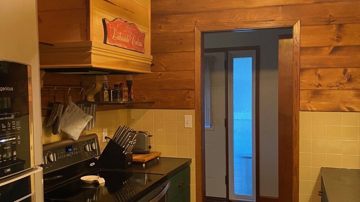 Shell Knob House | Completely Remodeled Lake View House-Slip Included