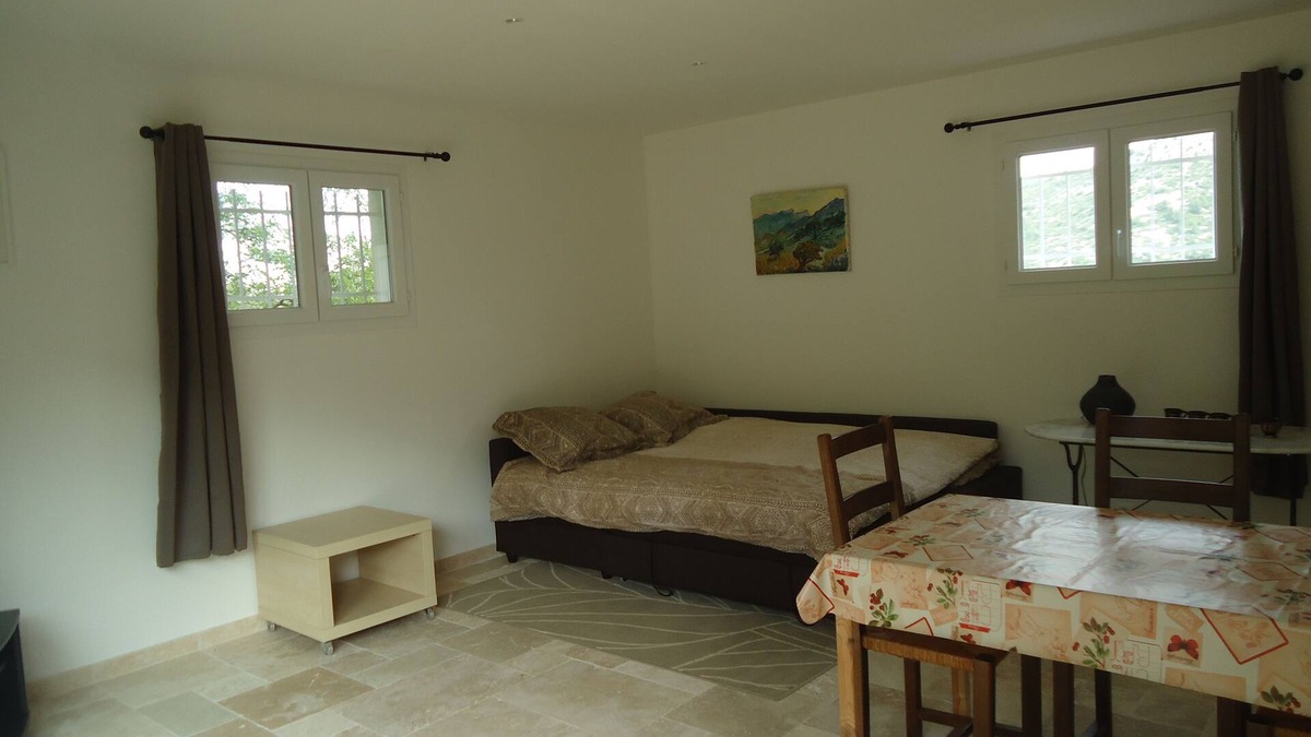 Ollioules House | Completely renovated STUDIO between sea and countryside