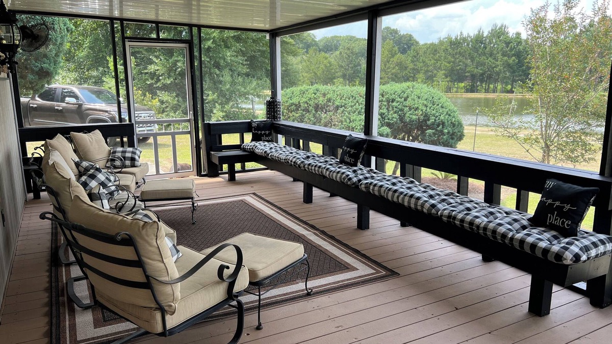 Moultrie House | Completely renovated mobile home sitting own a pond.