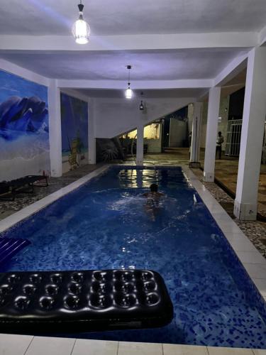 Yaounde Apartment | Complexe M Appartement meuble 3 chambres , 2 salles de bains une cuisine