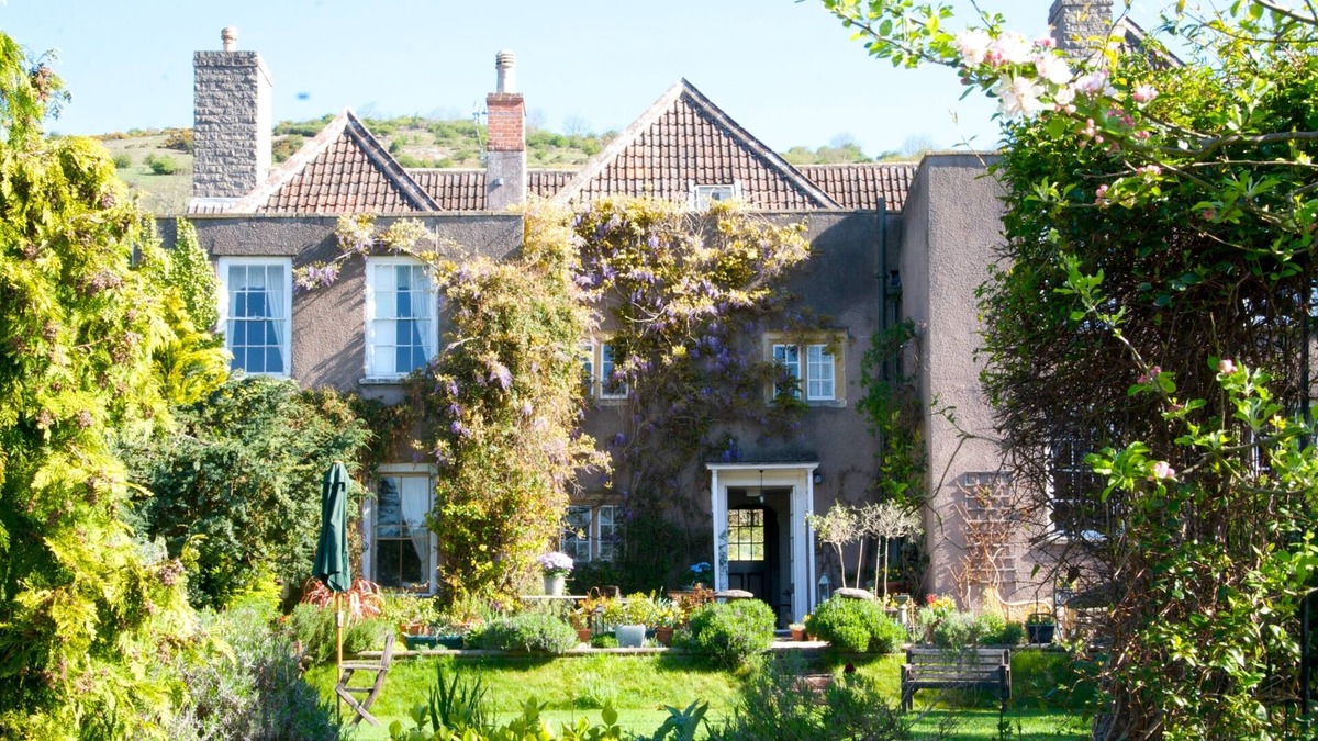 Cross House | Compton House