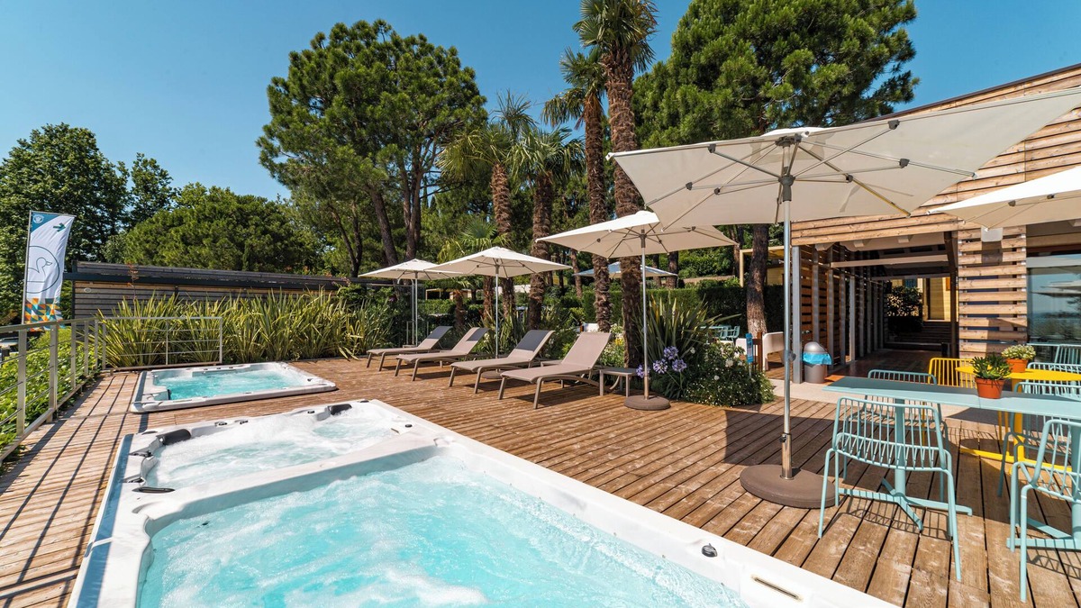 San Felice del Benaco RV Rental | Concept Village Piccola Gardiola