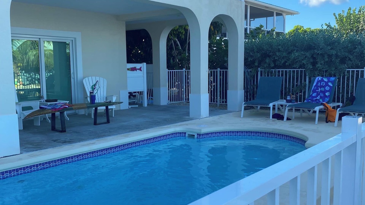 Little Torch Key House | Conch House - Ocean front with dock and pool