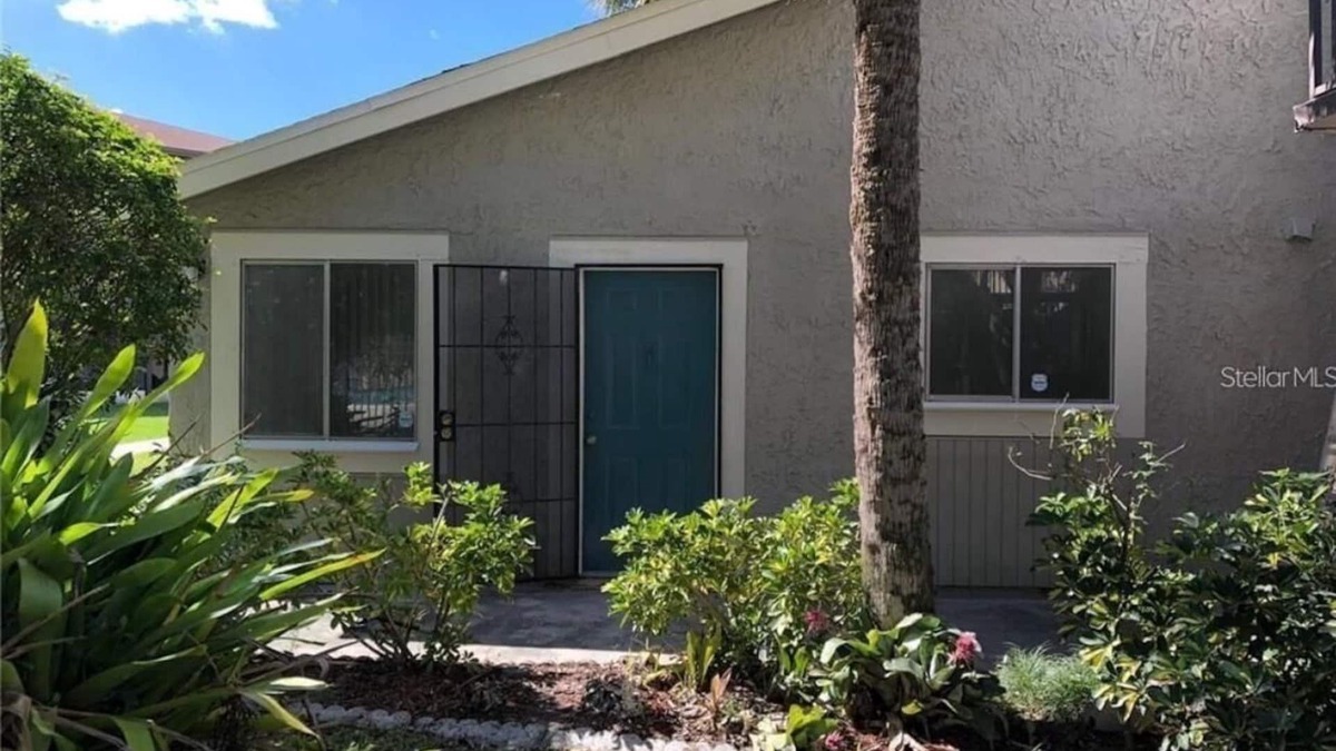 Cove Condo | Condo 10 minutes from Tampa Airport