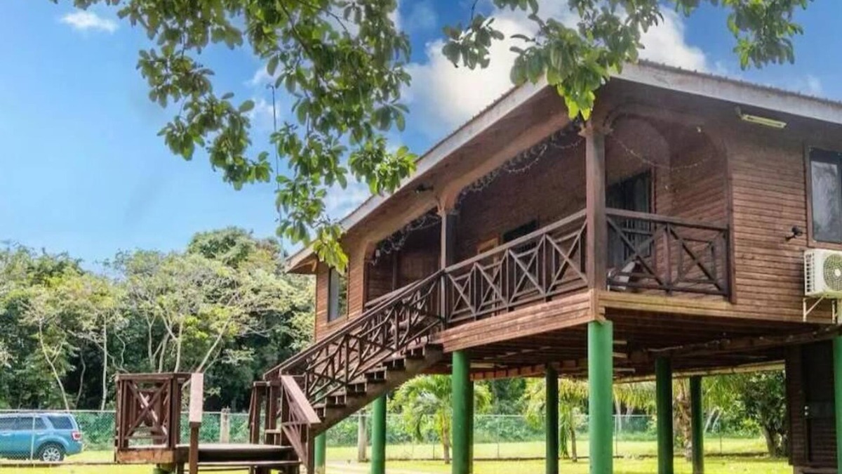 Dangriga House | Condo Caribbean Dreams