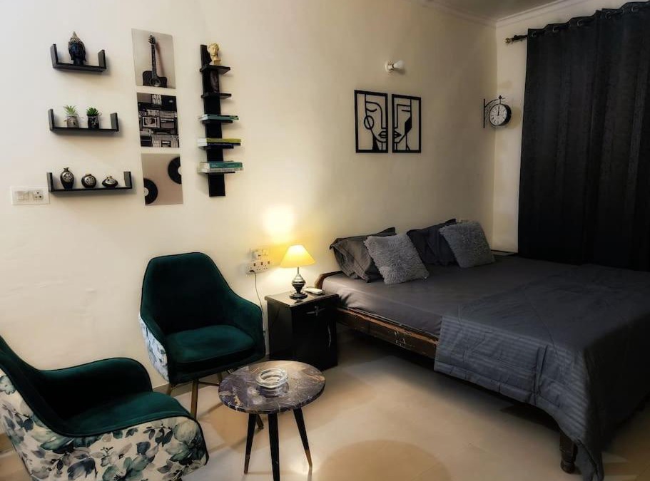 Zirakpur Apartment | Condo in zirakpur