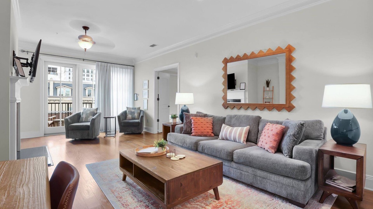 Historic District - North Condo | Condo on Bay Street, Downtown Historic Savannah, Elevator, River Views