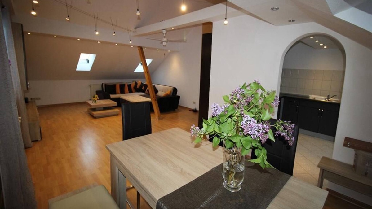 Wertheim Condo | Condo-Private Bathroom-Ferienwohnung