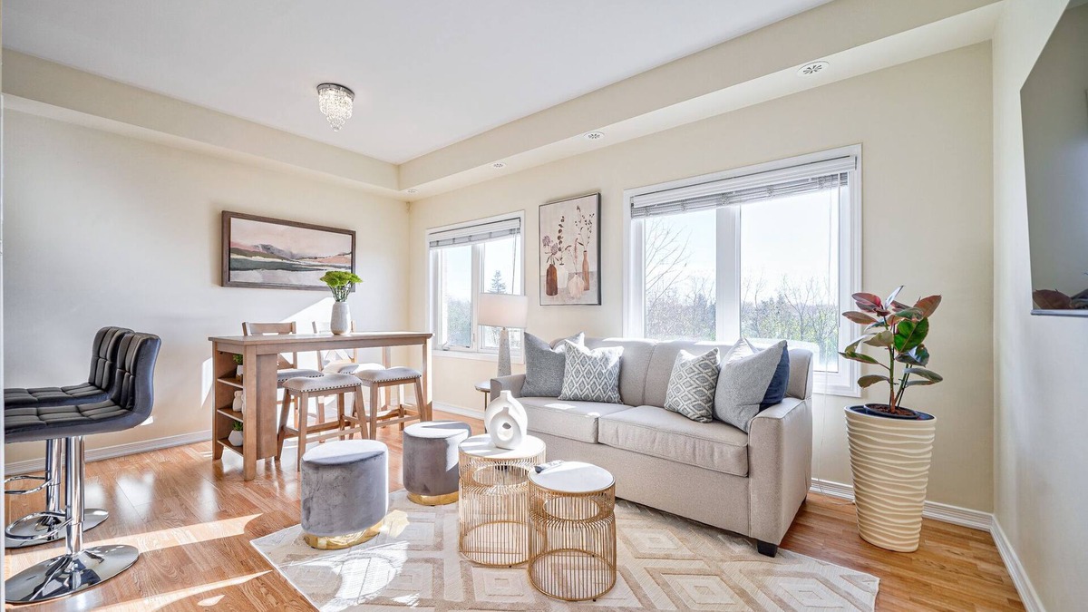 Fisherville House | Condo Townhouse in TorontonModern and Stylish condo townhousen