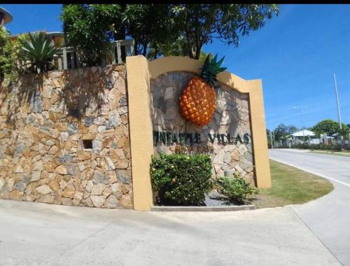 French Harbour Apartment | Condo Unit 131! Stay with us !