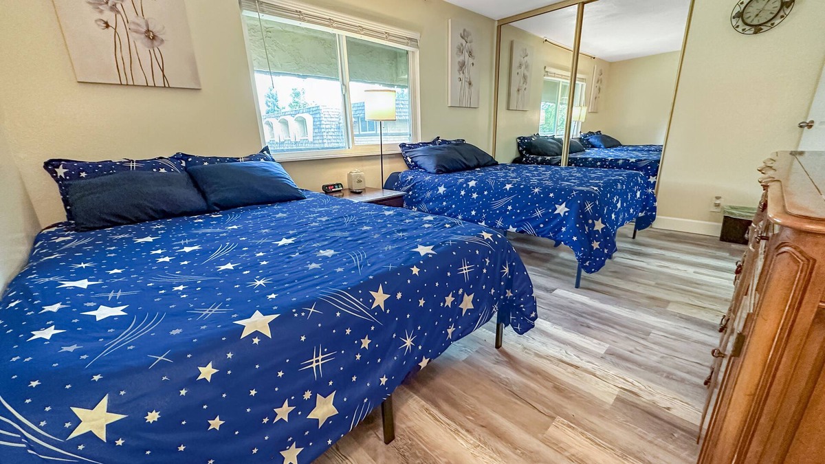 La Sierra House | Condo With Pool, Full Kitchen, Washer, Fast Wifi