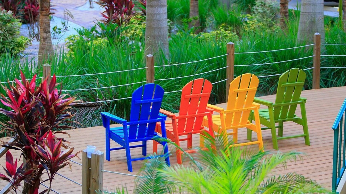 Treasure Island Condo | Condo with Pool: 2BR/2BA & Full Kitchen