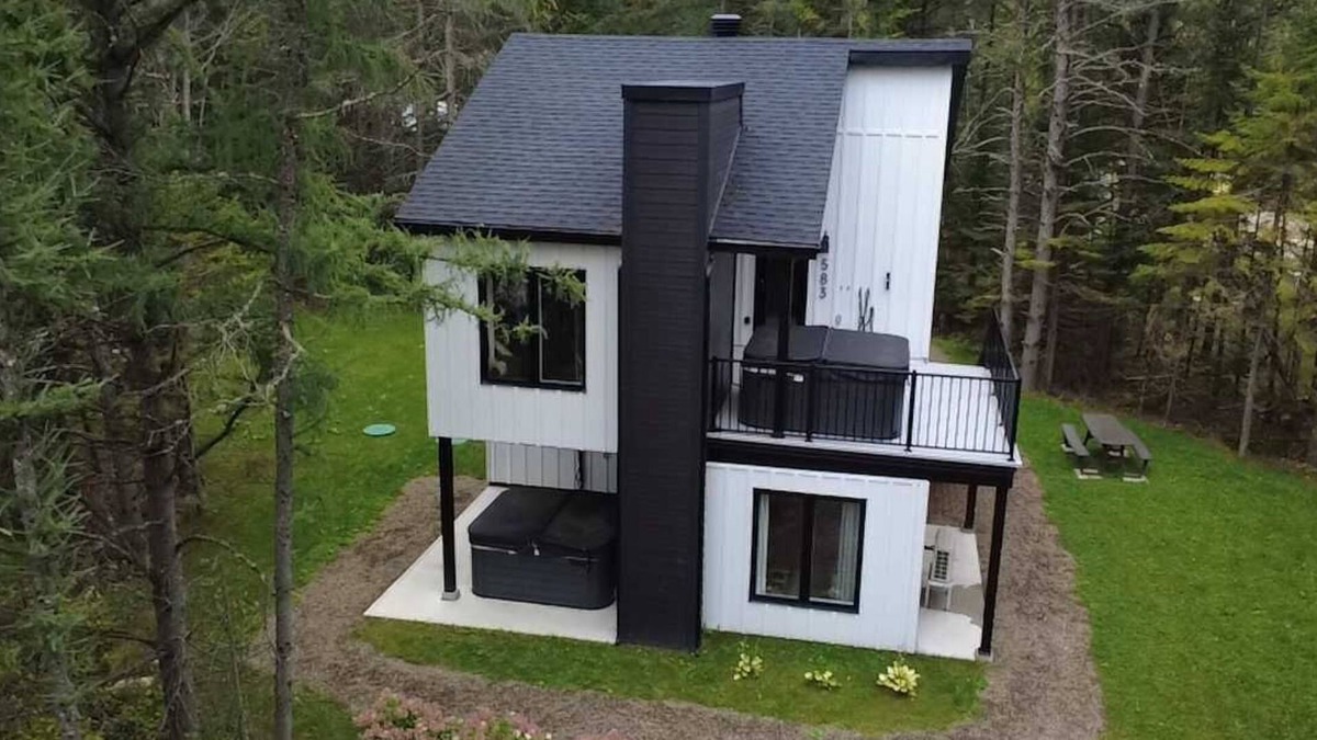 Saint Come Apartment | Condo with spa - Le Safari Nordik