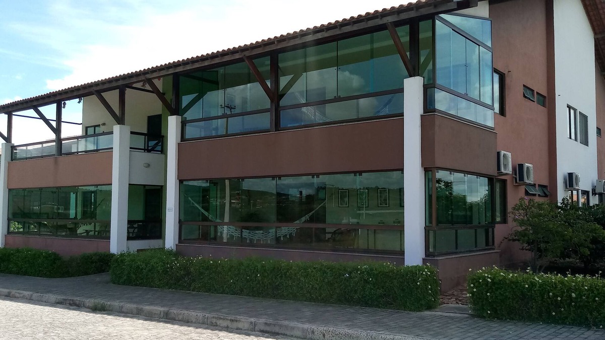 Maria Auxiliadora RV Rental | Condomínio Hotel Canarius Residence de Gravatá Pe. Flat 101 Térreo Nascente.