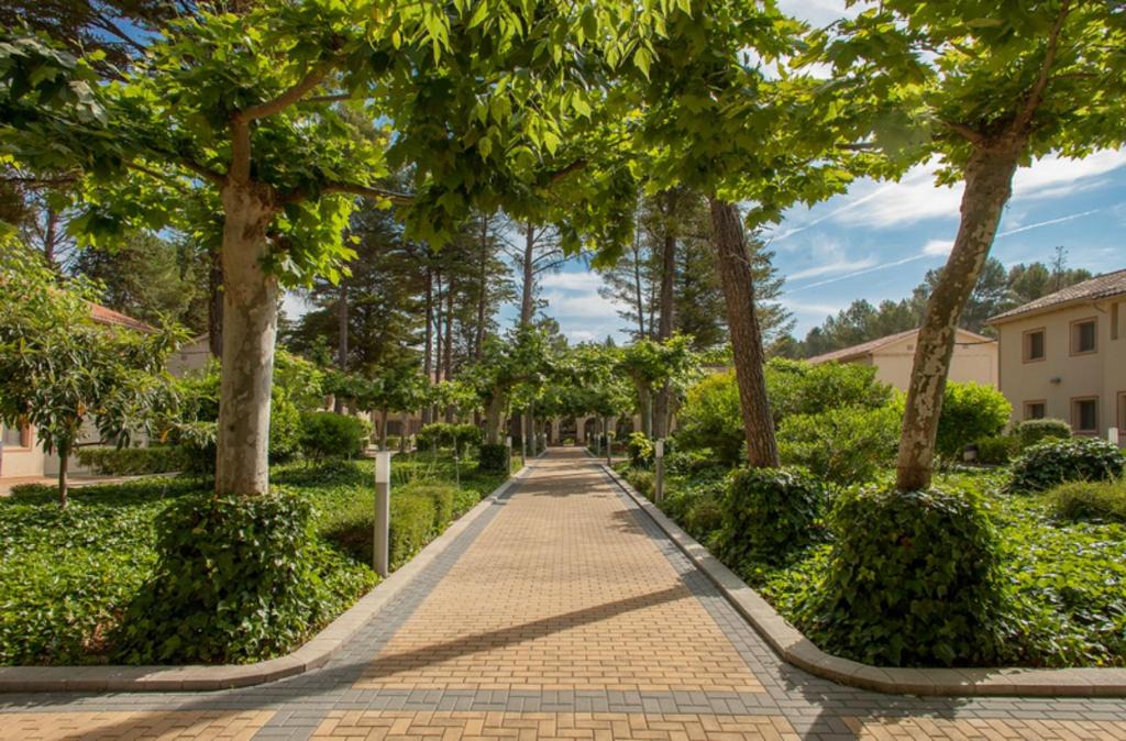 Cofrentes Hotel | Confluent Health Resort