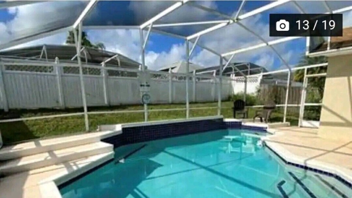 Lindfields House | Confortab Entire House to relax in the pool or enjoy near the parks
